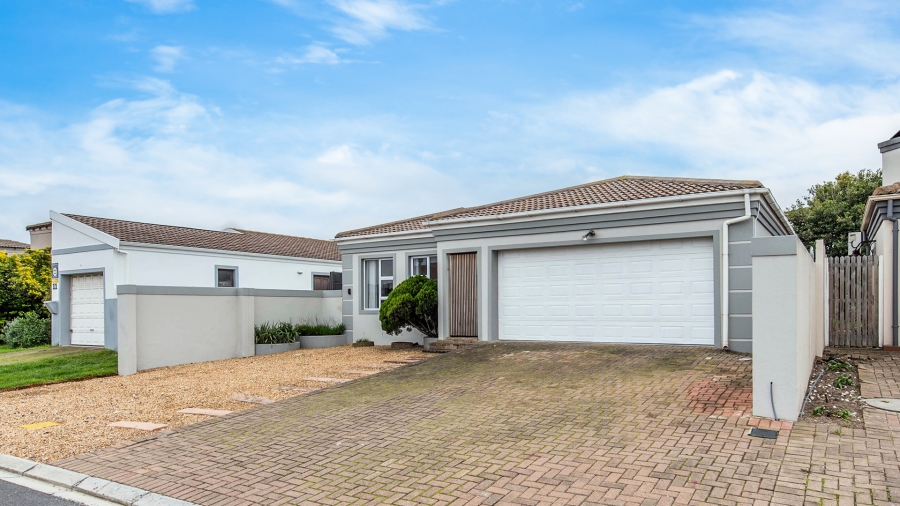 3 Bedroom Property for Sale in Parklands Western Cape